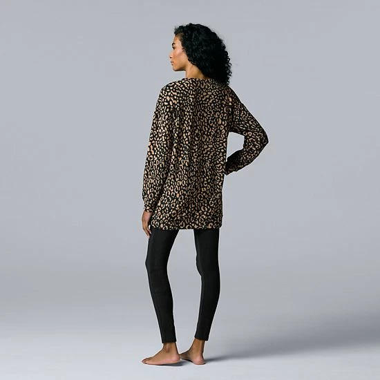 Women's Simply Vera Vera Wang Stretch Fleece Long Sleeve Tunic And Leggings Set Gray Hthr Animal 2 Women's Simply Vera Vera Wang Stretch Fleece Long Sleeve Tunic And Leggings Set Gray Hthr Animal - Image 2