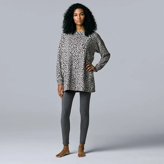 Women's Simply Vera Vera Wang Stretch Fleece Long Sleeve Tunic And Leggings Set Gray Hthr Animal 4 Women's Simply Vera Vera Wang Stretch Fleece Long Sleeve Tunic And Leggings Set Gray Hthr Animal - Image 4