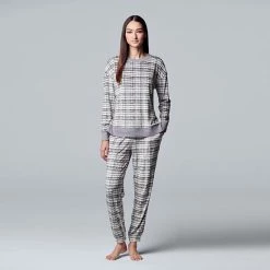 Petite Simply Vera Vera Wang Velour Pajama Top And Banded Bottom Pajama Pants Sleep Set Pink Plaid -Simply Vera Vera Wang STORE unnamed file 1213