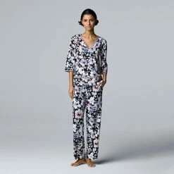 Women's Simply Vera Vera Wang Cozy 3/4 Sleeve Pajama Top & Pajama Pants Sleep Set Lilac Floral -Simply Vera Vera Wang STORE unnamed file 1727
