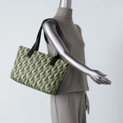 Simply Vera Vera Wang Geo Quilted Tote Bag 7 Simply Vera Vera Wang Geo Quilted Tote Bag -Simply Vera Vera Wang STORE unnamed file 2563