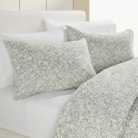 Simply Vera Vera Wang Gray Shadow Floral Comforter Set With Shams 2 Simply Vera Vera Wang Gray Shadow Floral Comforter Set With Shams - Image 2