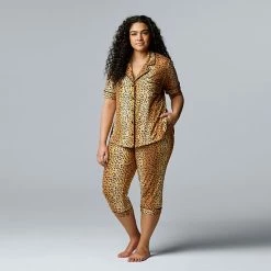 Plus Size Simply Vera Vera Wang Cozy Short Sleeve Pajama Shirt & Pajama Capri Pants Sleep Set Natural Animal -Simply Vera Vera Wang STORE unnamed file 3547