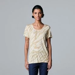 Petite Simply Vera Vera Wang Printed Short Sleeve Tee Soft Tiger