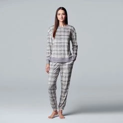 Women's Simply Vera Vera Wang Velour Pajama Top And Banded Bottom Pajama Pants Sleep Set Gray Floral 13 Women's Simply Vera Vera Wang Velour Pajama Top And Banded Bottom Pajama Pants Sleep Set Gray Floral -Simply Vera Vera Wang STORE unnamed file 525