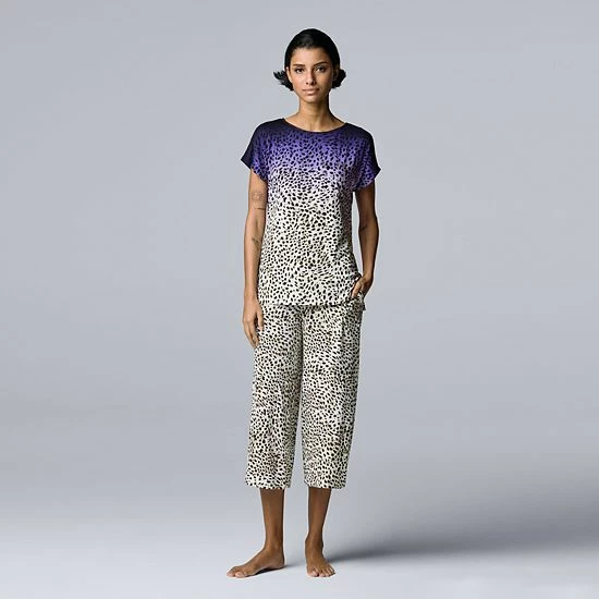 Women's Simply Vera Vera Wang Short Sleeve Pajama Top And Culotte Pajamas Sleep Set Ink White Block Print 4 Women's Simply Vera Vera Wang Short Sleeve Pajama Top And Culotte Pajamas Sleep Set Ink White Block Print - Image 4